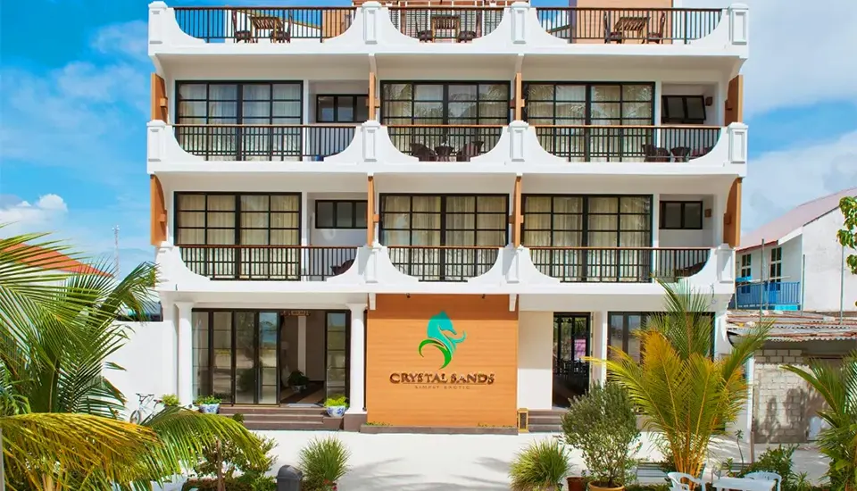 هتل کریستال سندز ویلامالدیو